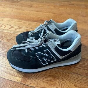 New Balance Women's 574 Core Sneaker